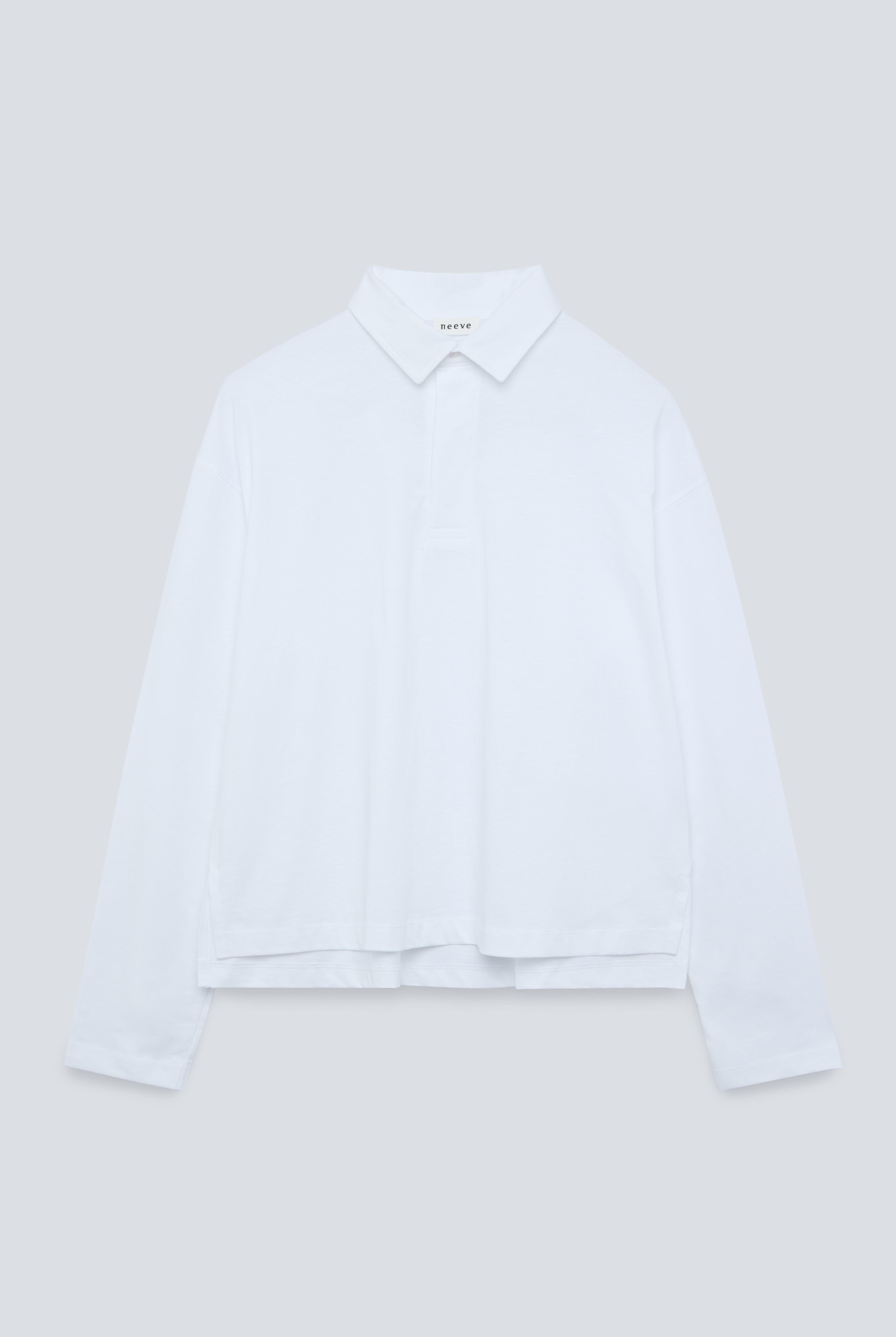 The Charlie in Crispy White. Polo long sleeve, 180 grams. 100% organic cotton. GOTS. Front view.