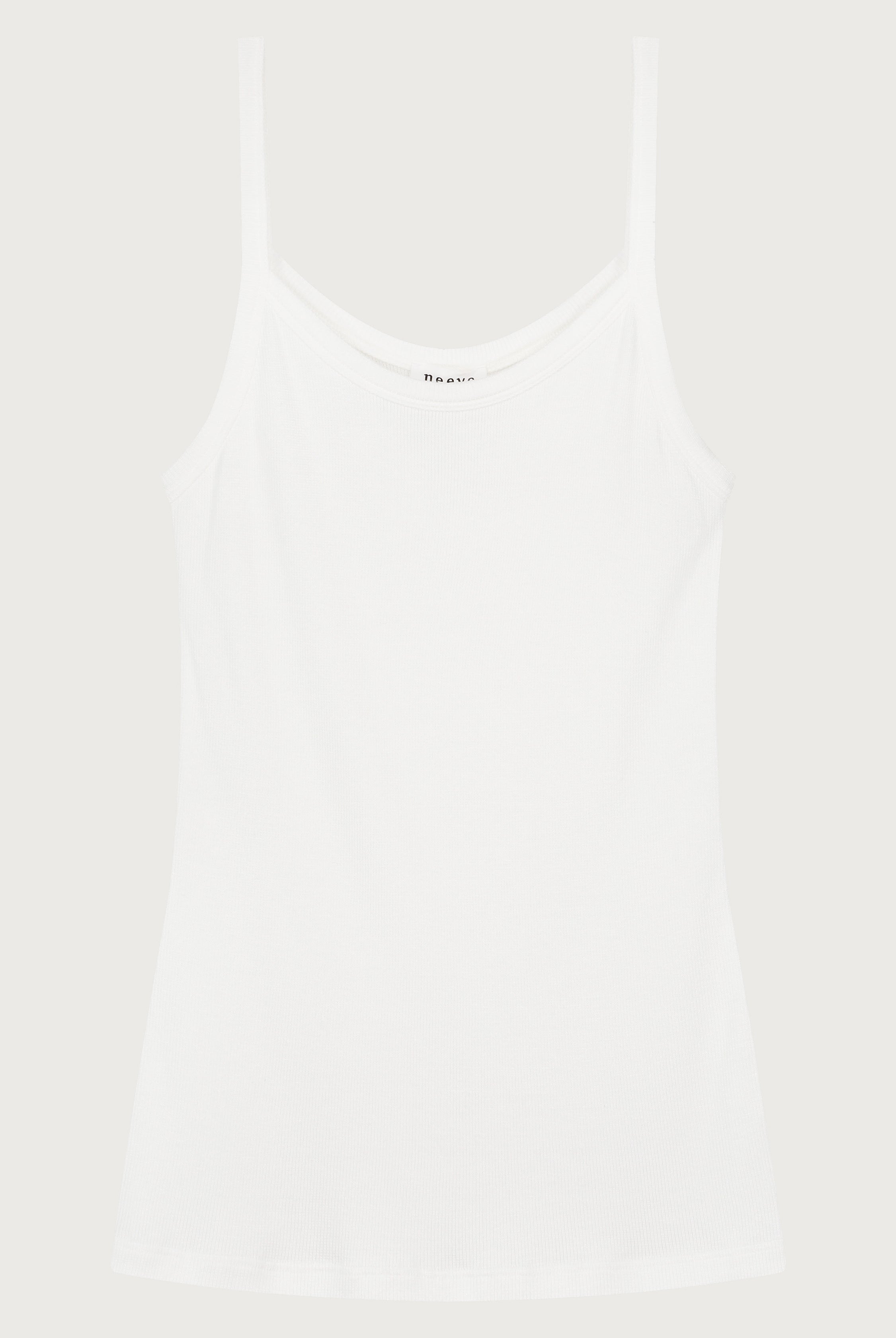 The Hailey in crispy white. Body-skimming, front view