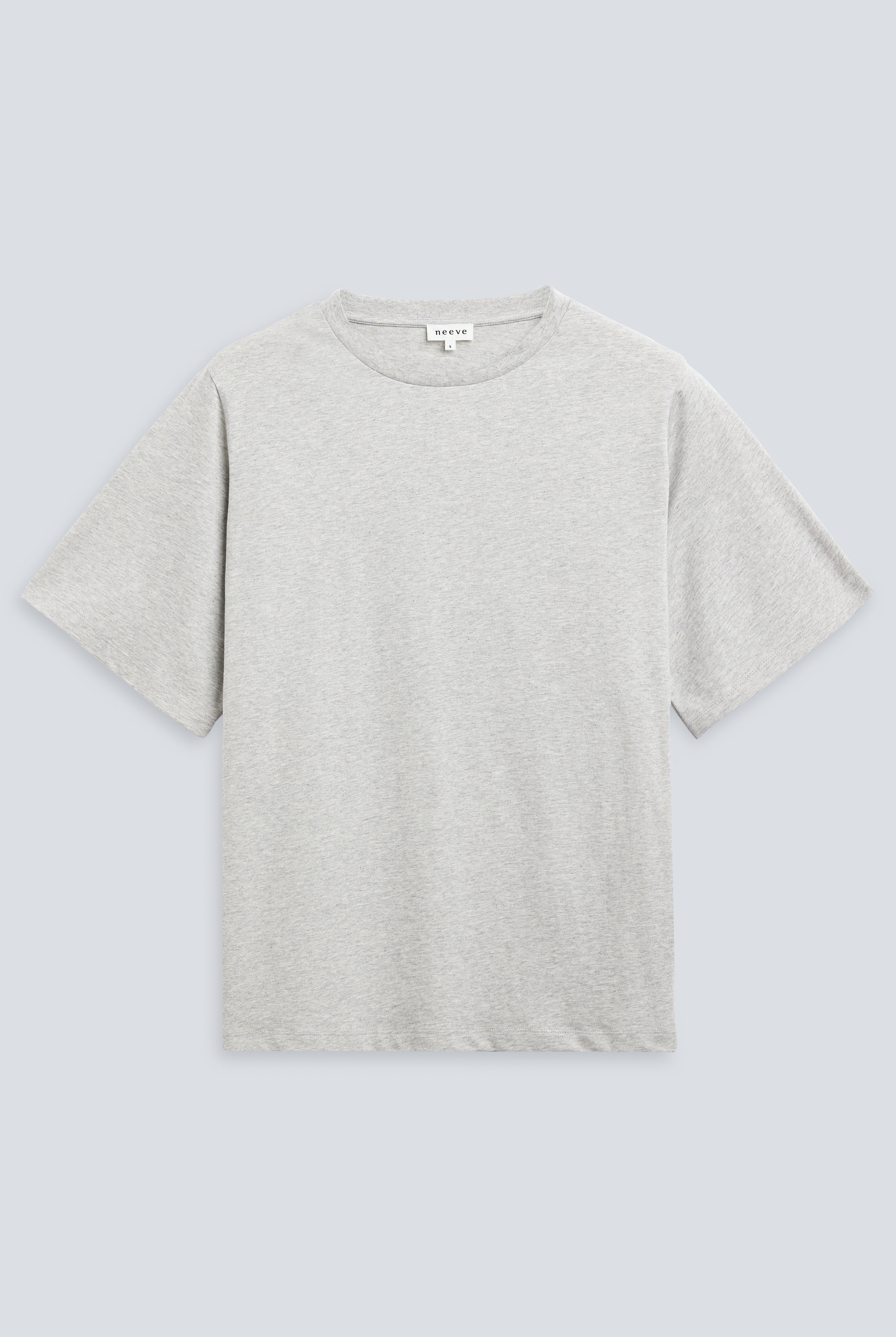 The Jess in Grey Melange. 180 grams organic cotton. GOTS certified. Front view.