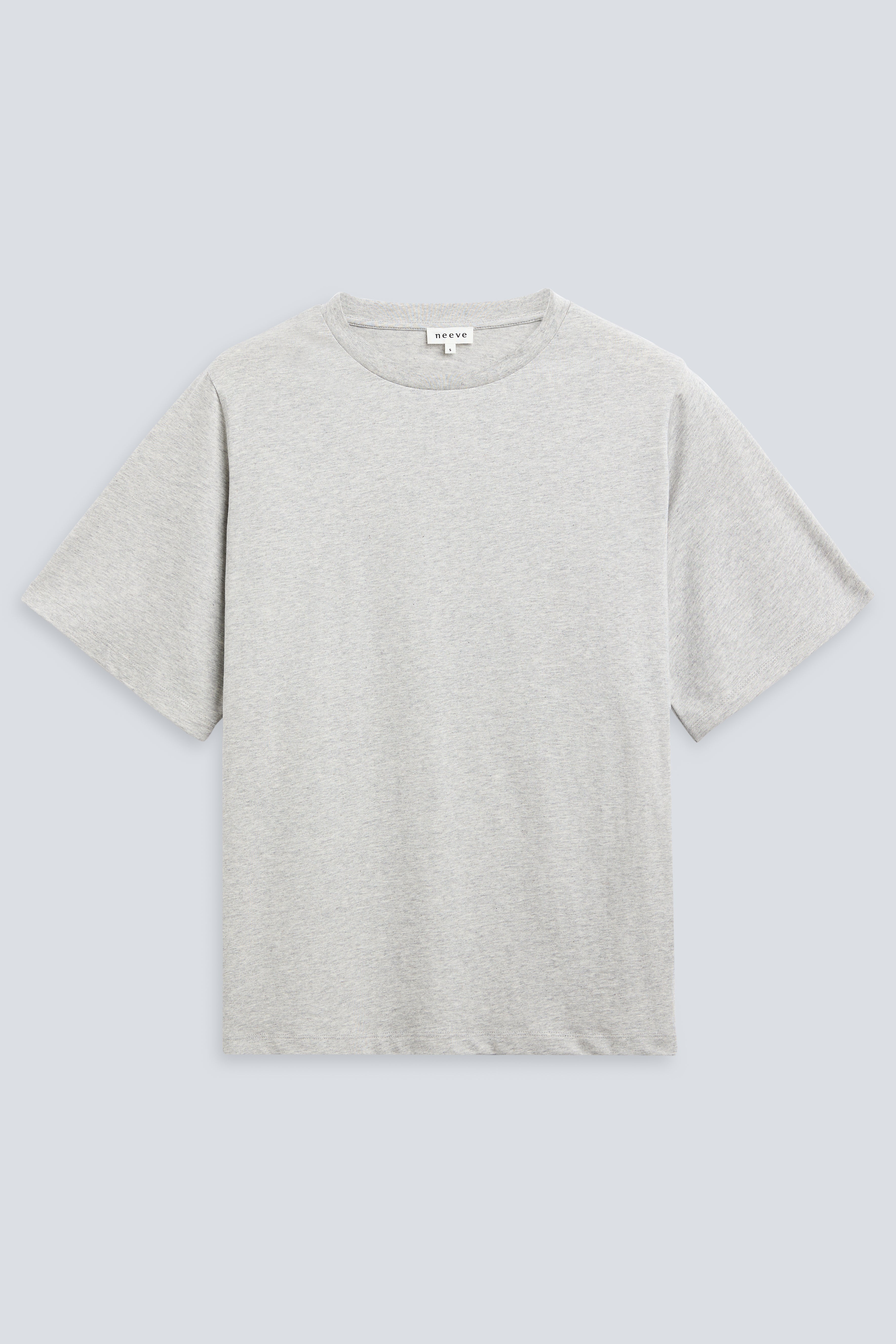 The Jess in Grey Melange. 180 grams organic cotton. GOTS certified. Front view.