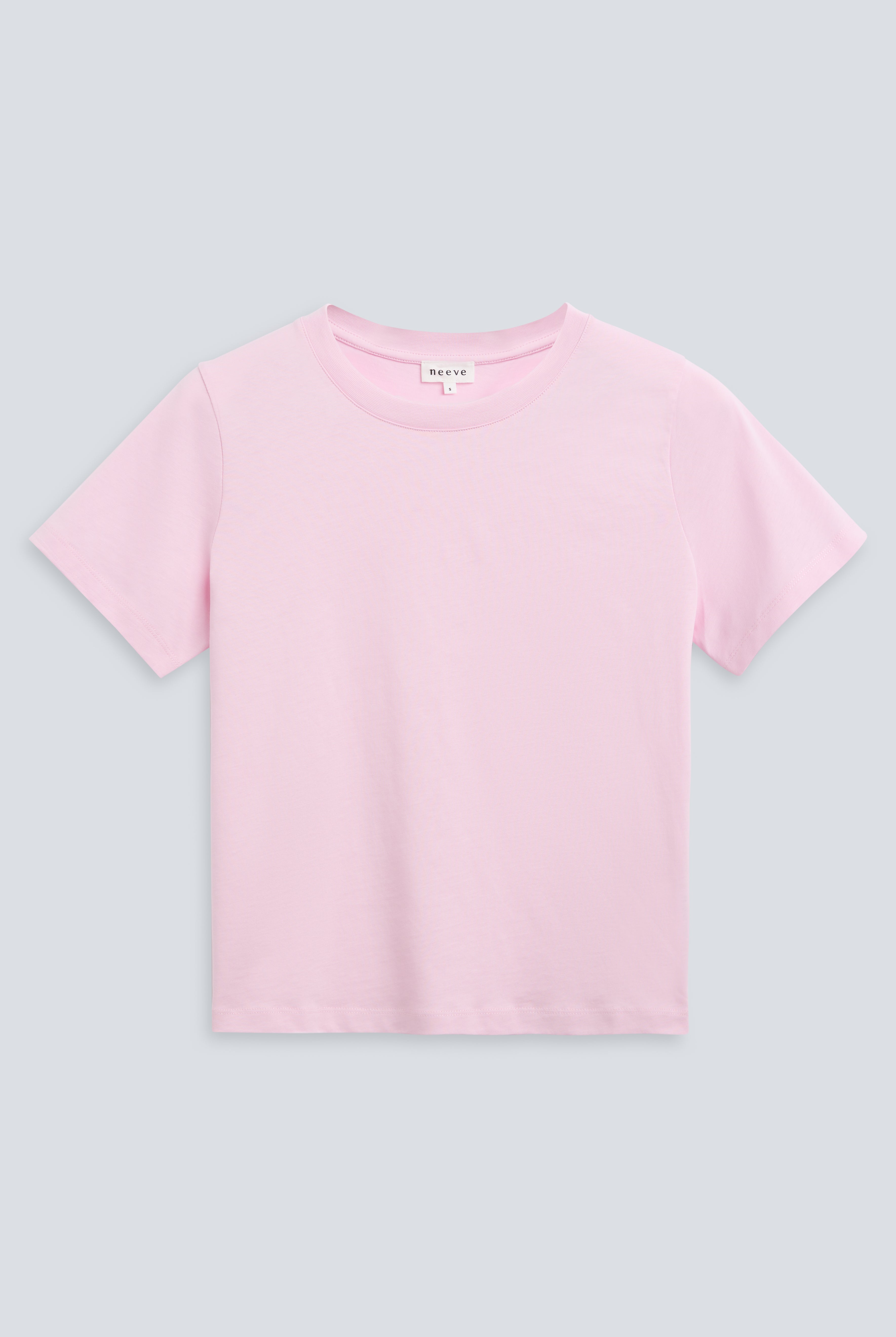 The Jill in Rose Pink. Front view.
180 grams organic cotton. GOTS certified.