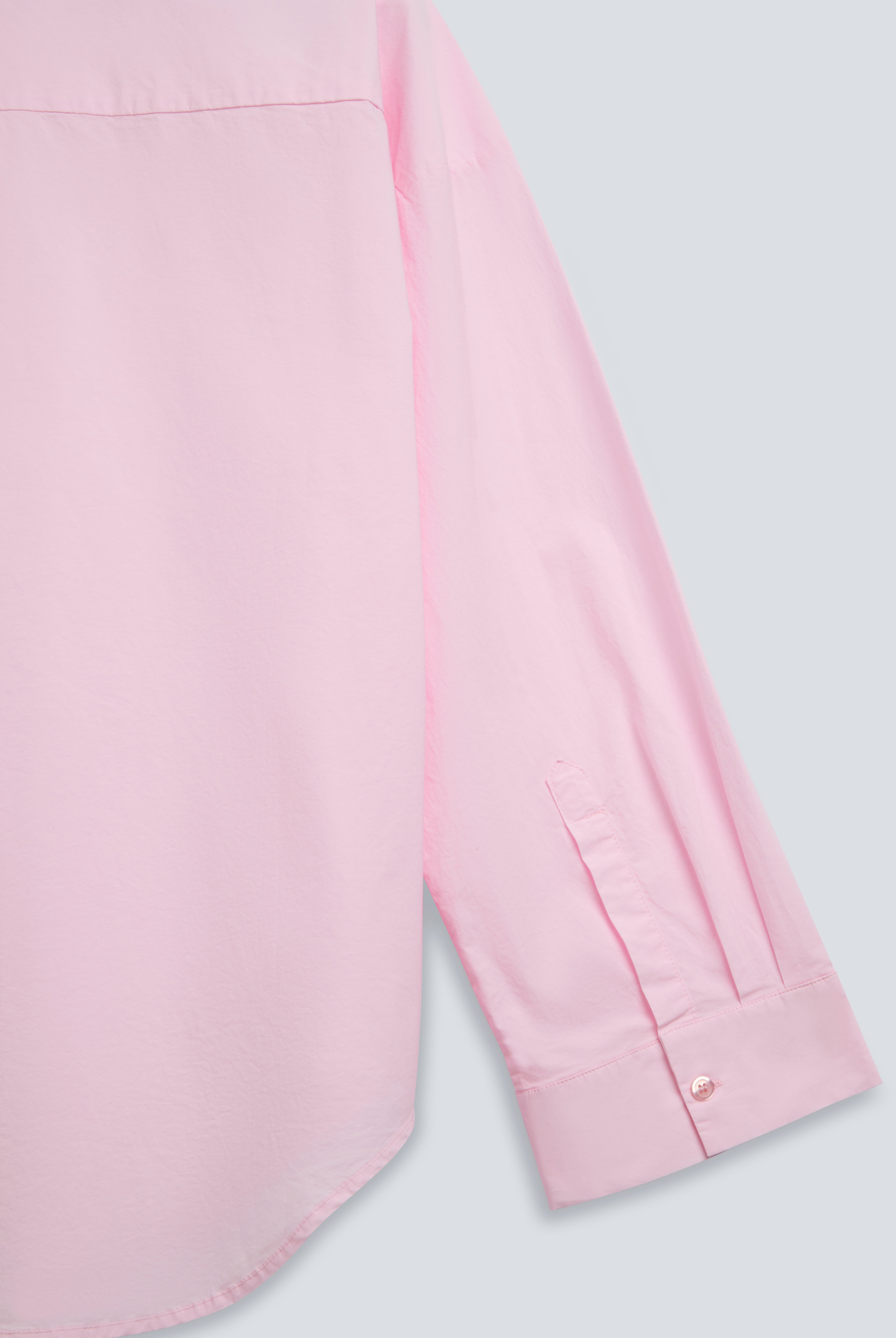 The Lune in Rose Pink. 97% pima cotton with 3% elastane. Sleeve detail.