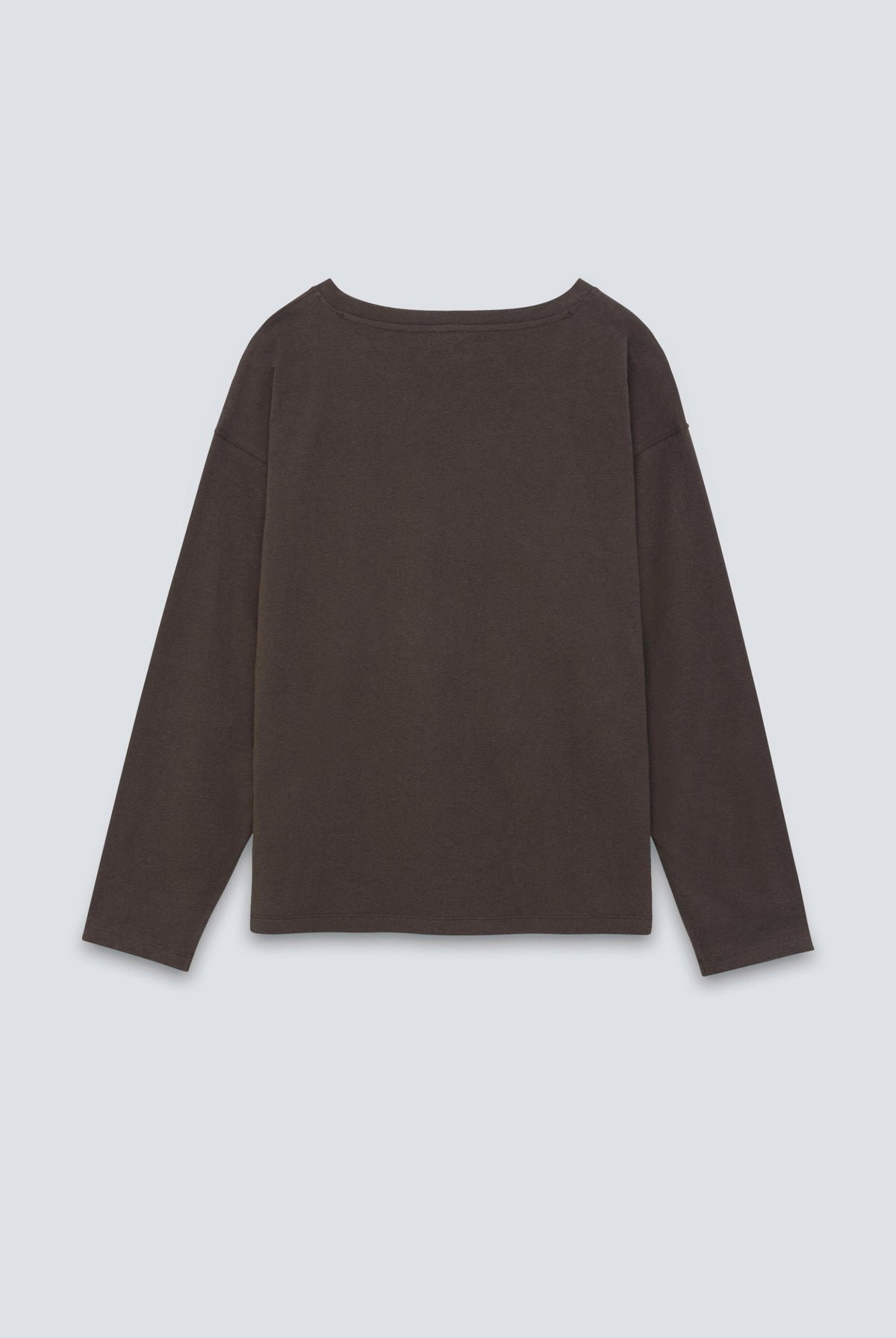 The Rose in Chocolate Melange. An oversized long sleeve that wears like a sweater, but lighter. 95% organic cotton with 5% elastane. Back view.