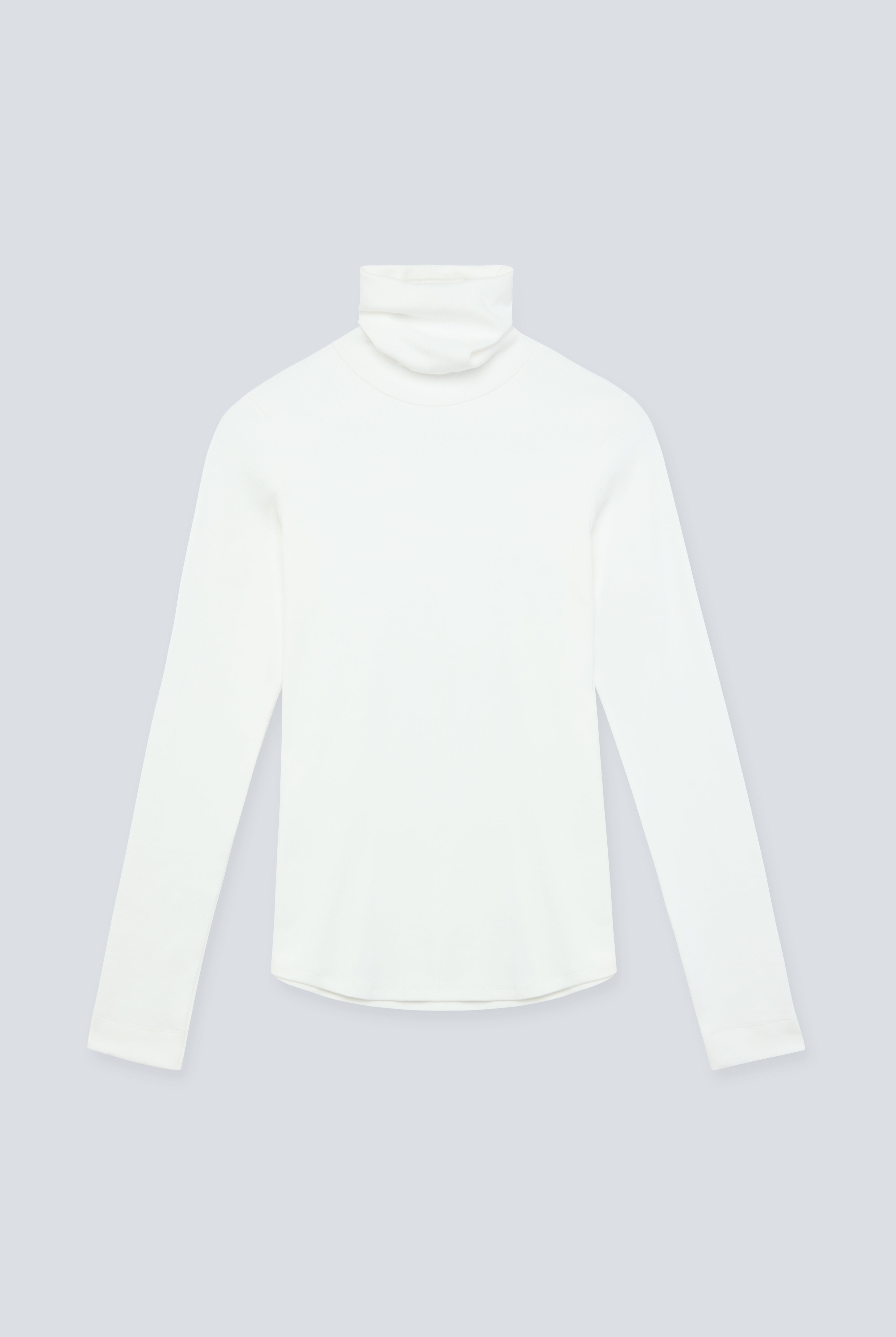 The Theresa in Off-White. Ribbed Turtleneck. 95% organic cotton with 5% elastane. GOTS. Front view.