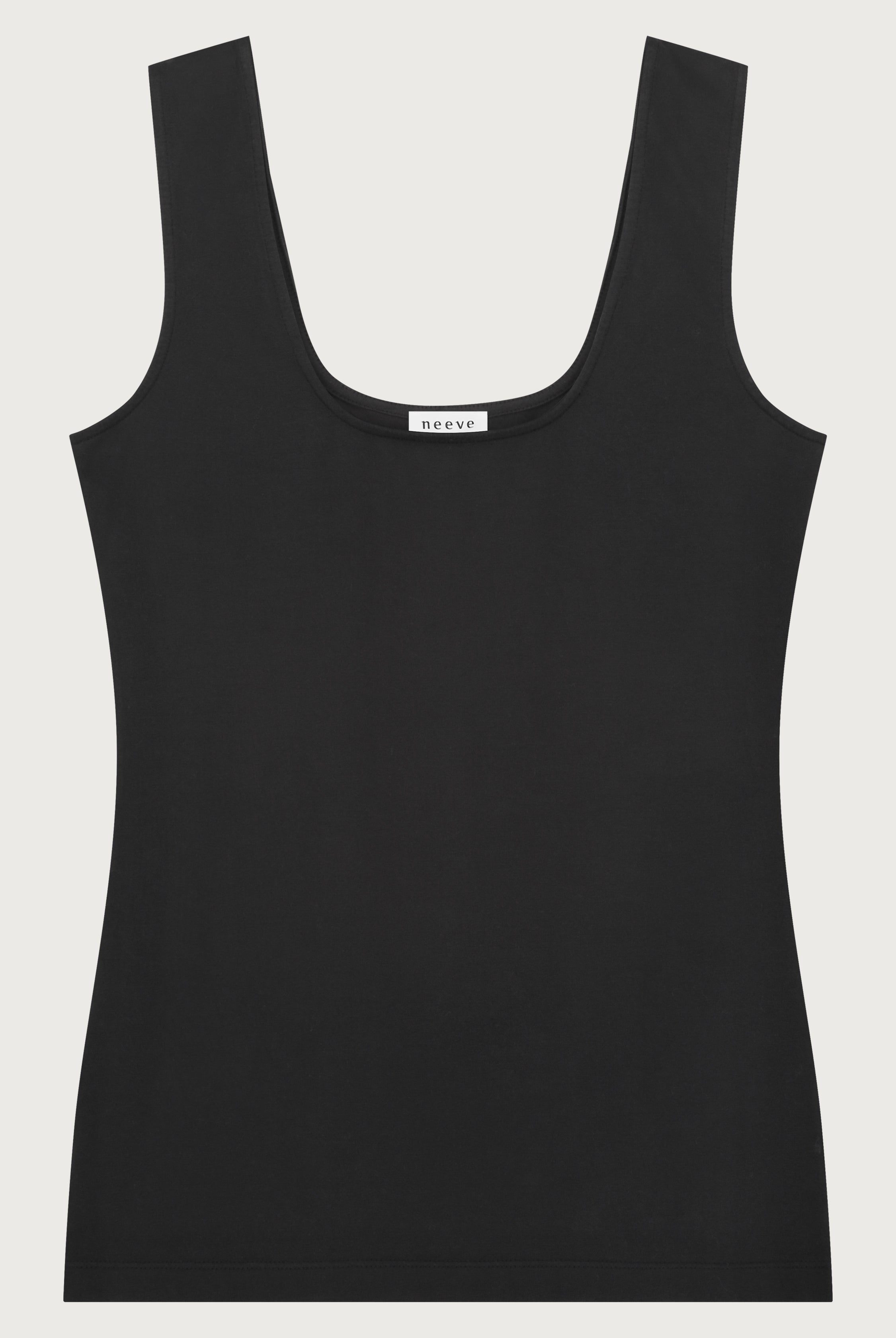 The Uma top in essential black - front view, 95% organic cotton made in Portugal