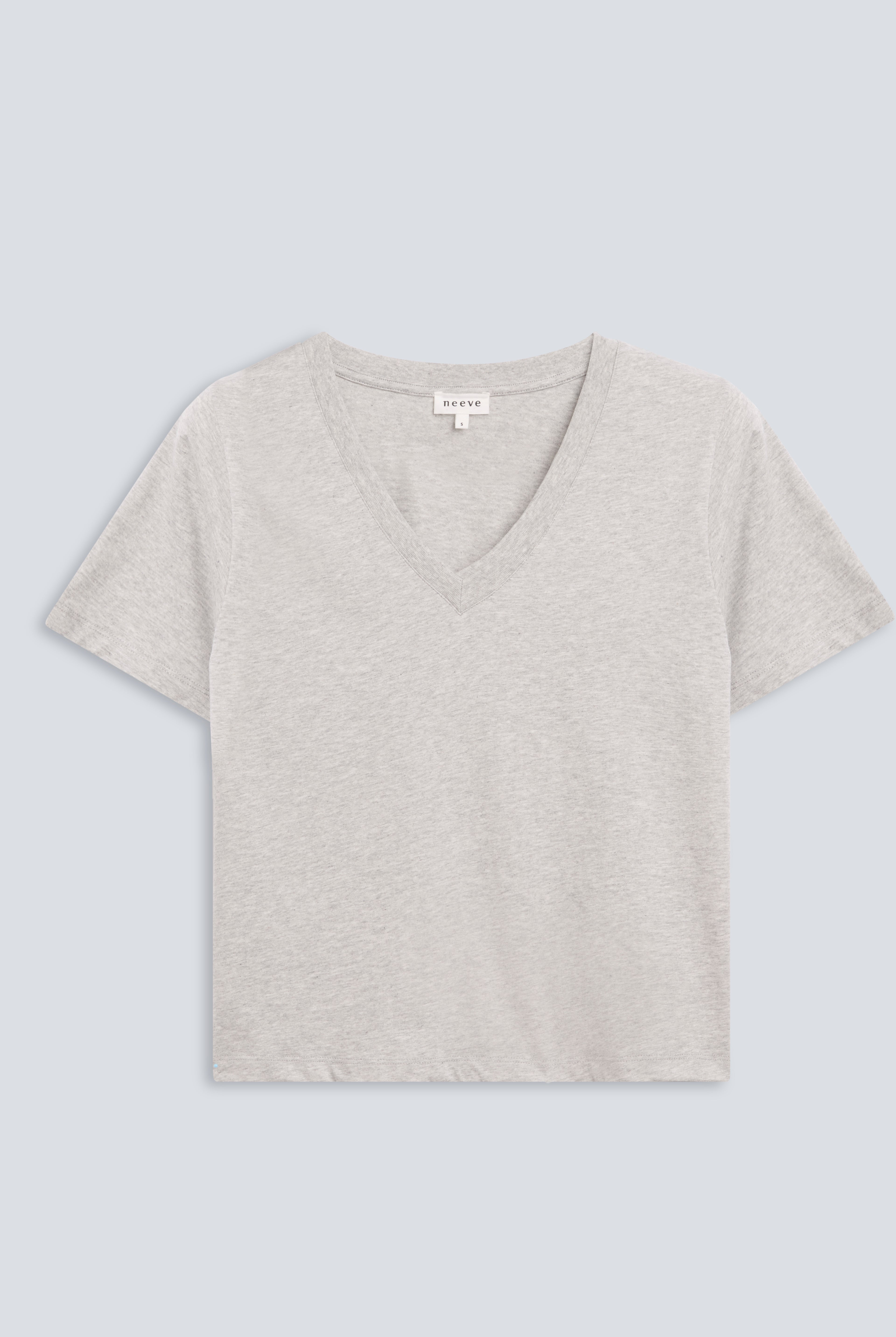 The Victoria in Grey Melange. 180 grams 100% organic cotton. GOTS Certified. Front view.