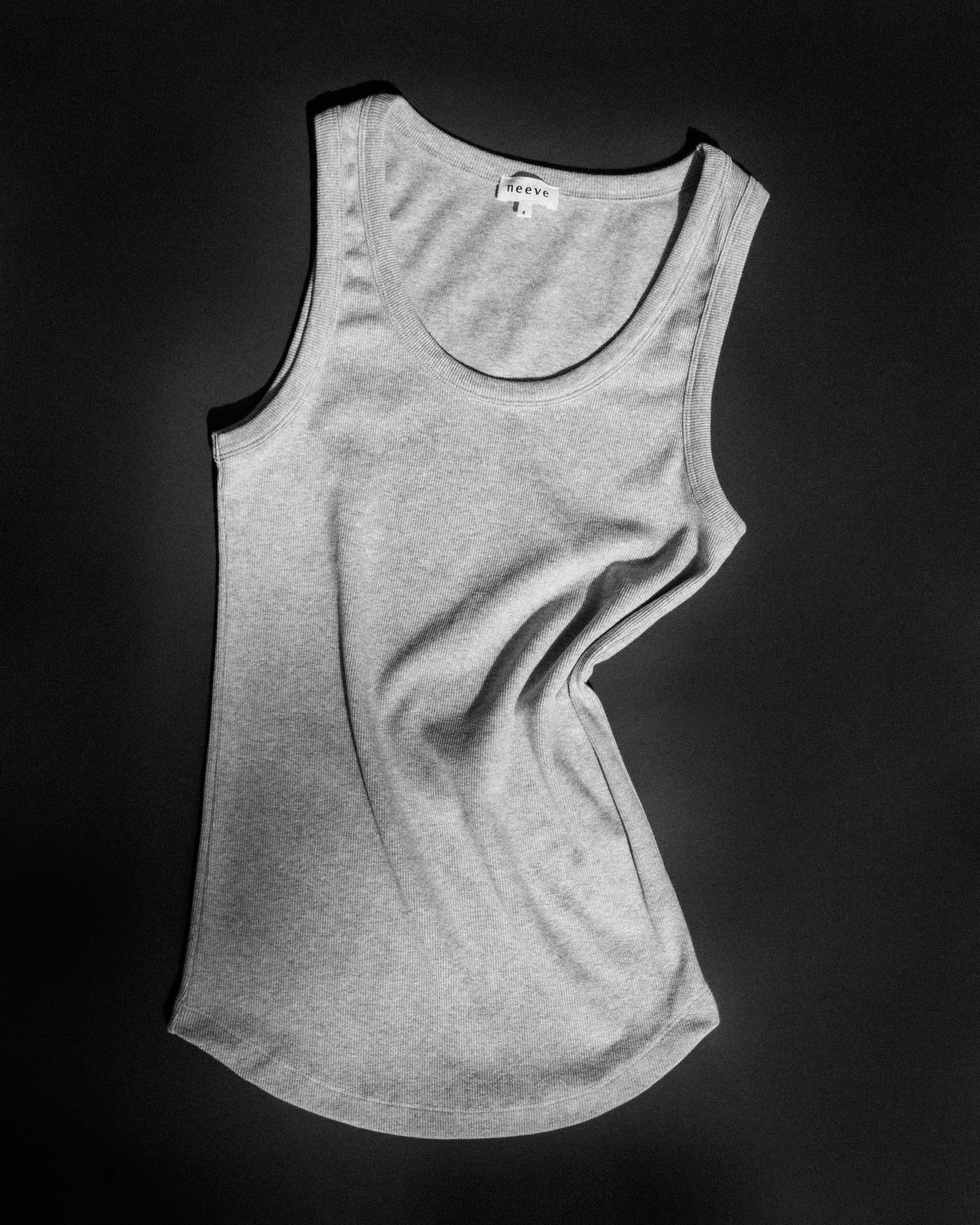 The Josie organic cotton tank top in grey melange, flat lay. GOTS-certified