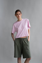 The Jess in Rose Pink. 180 grams organic cotton. GOTS certified. Shown on model with The Posey in Olive. 