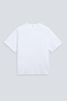 The Jess in Crispy White. 180 grams organic cotton. GOTS certified. Front view. 