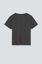 The Jill in Pitch Black. Crew-neck tee. 
180 grams, 100% organic cotton. GOTS. Back view. 