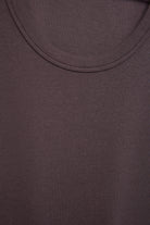 The Josie Tank Top in Plum. Made from 95% organic cotton with 5% elastane. Detail material. GOTS