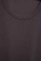 The Josie Tank Top in Plum. Made from 95% organic cotton with 5% elastane. Detail material.