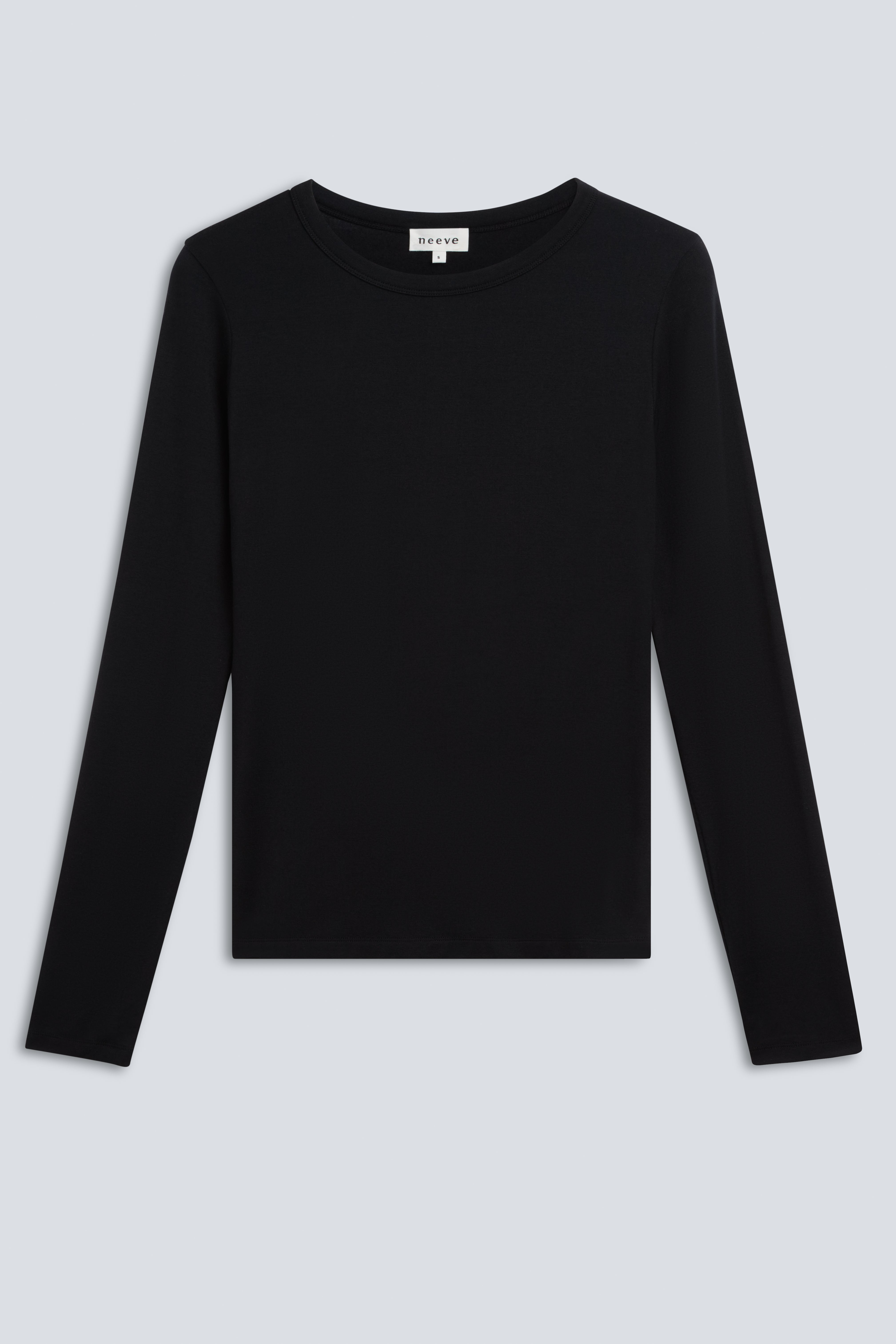 The Max in Essential Black 95% micromodal with 5% elastane. Front view. 