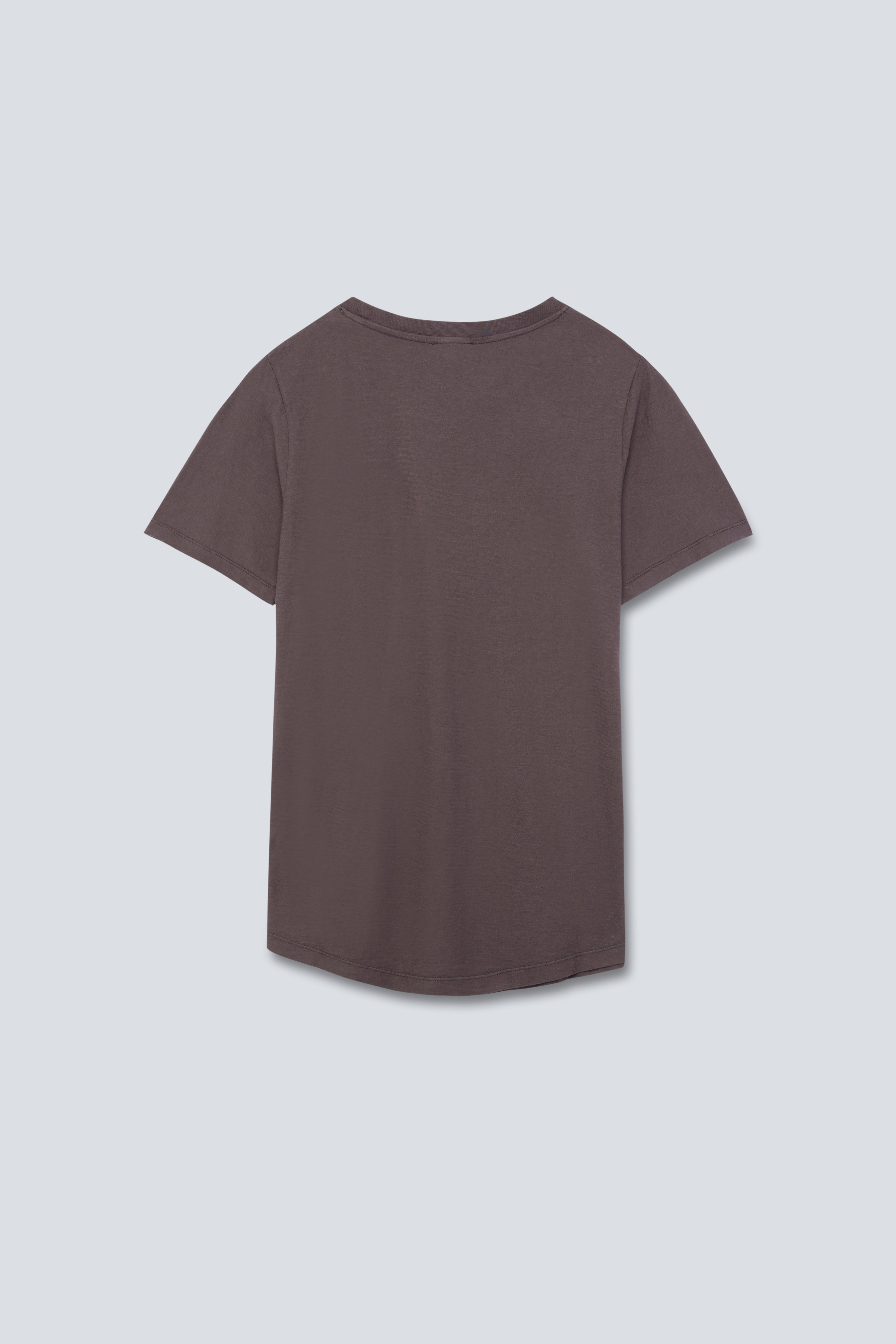 The Michelle in Plum. Crew-neck T-shirt, 100% organic cotton, 140 grams. Back view.