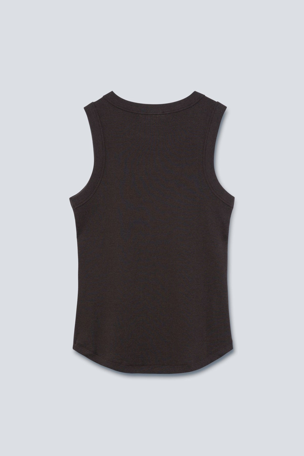 The Rania in Chocolate Melange. Geribde tanktop met hoge hals. 95% biologisch katoen met 5% elastaan. Achterkant.