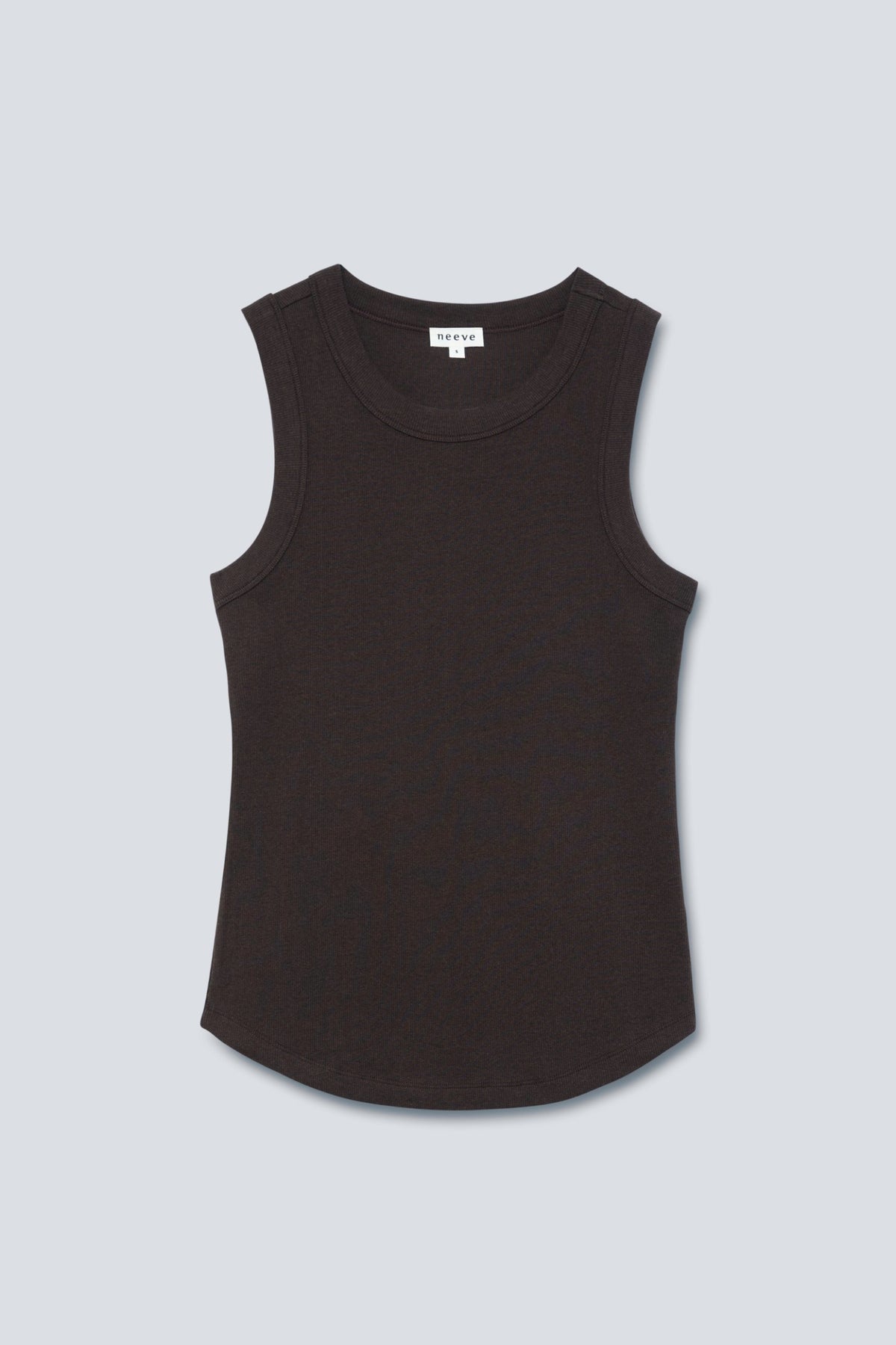 The Rania in Chocolate Melange. Geribde tanktop met hoge hals. 95% biologisch katoen met 5% elastaan. Voorkant.