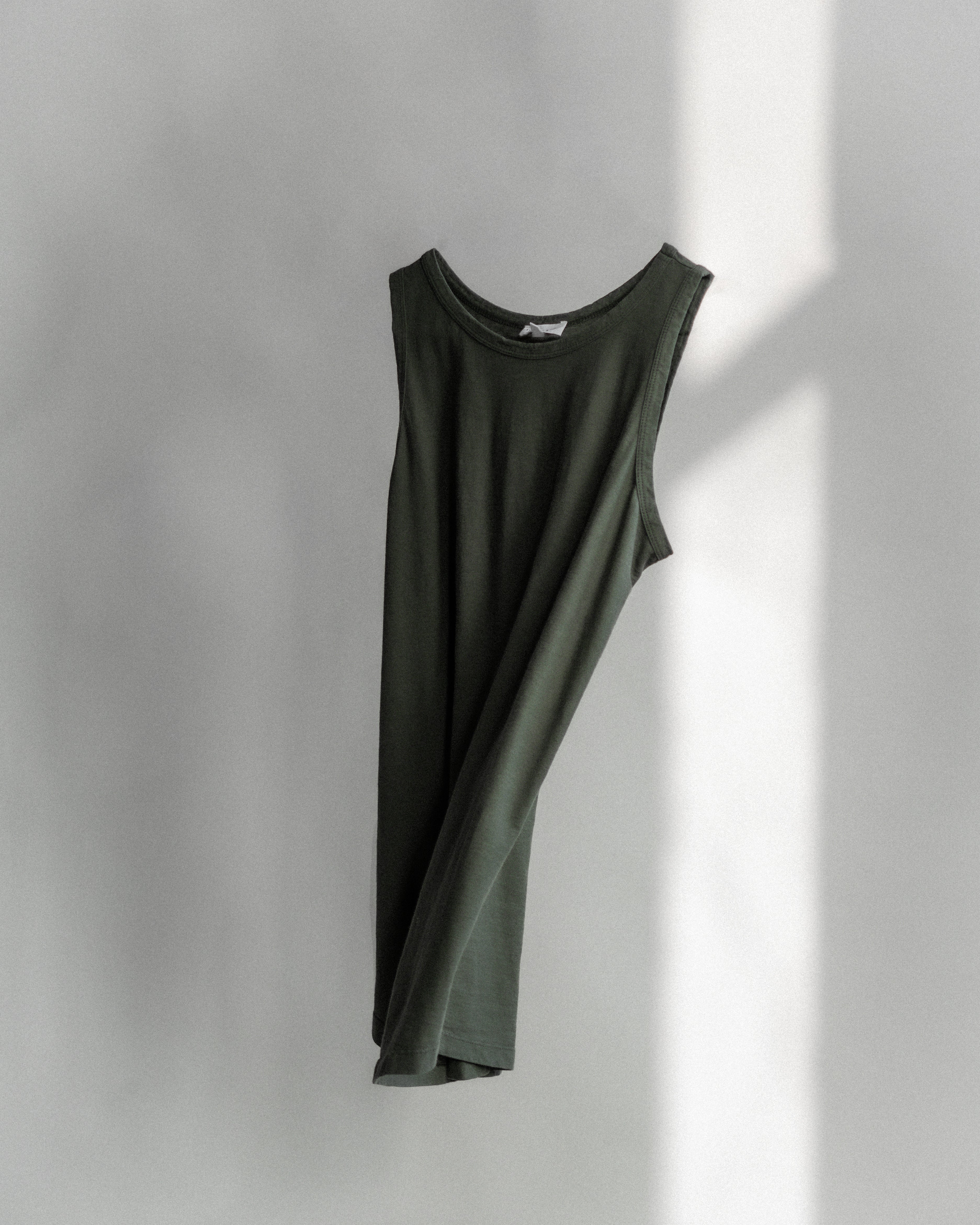 The Selene Olive. Front view. 140 grams organic cotton. GOTS certified. 