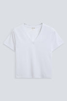 The Victoria in Crispy White. 180 grams 100% organic cotton. GOTS Certified. Front view. 