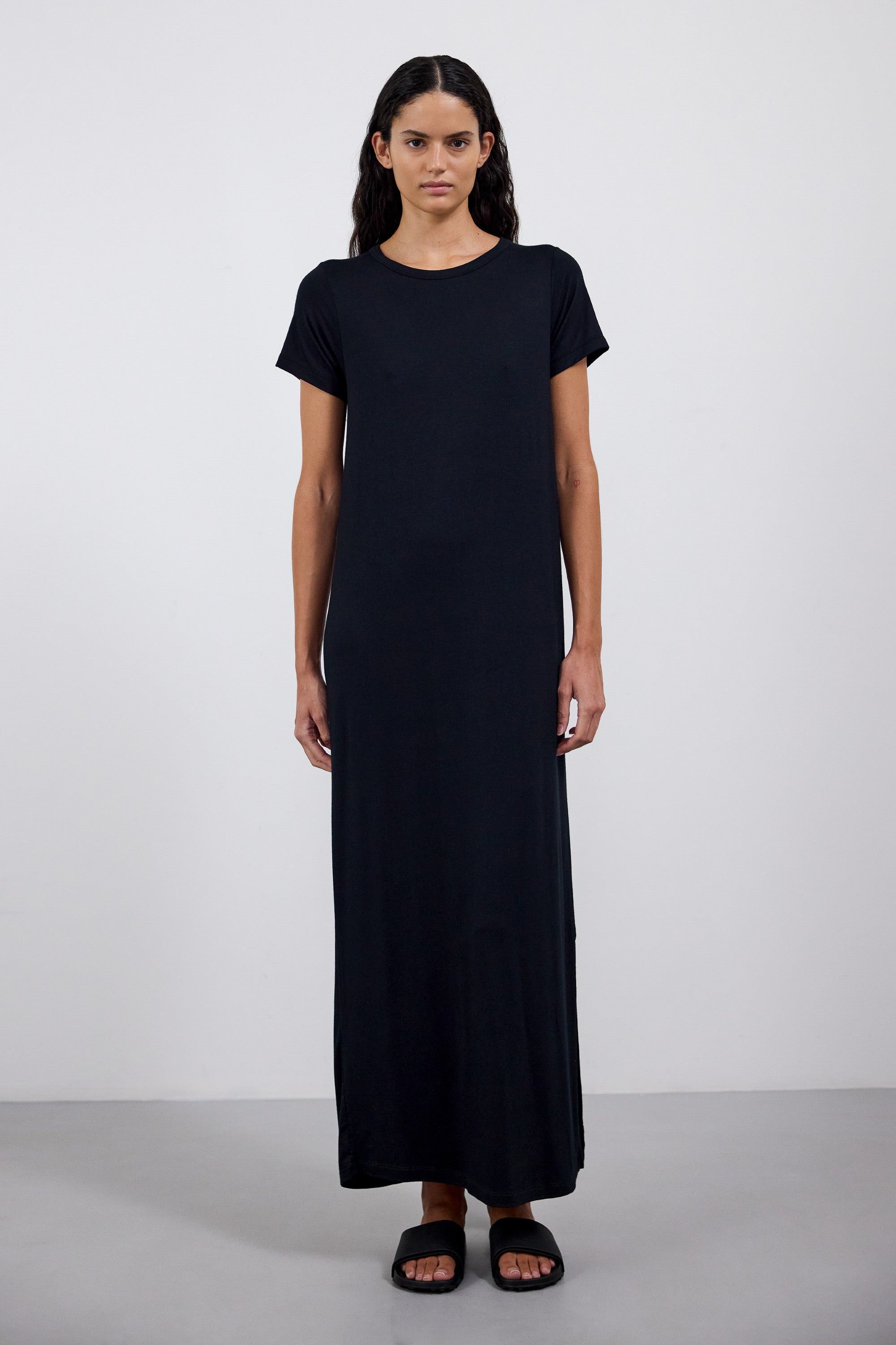 The Wren in Essential Black. 
95% Micromodal with 5% elastane. 
Shown on model. Front view. 