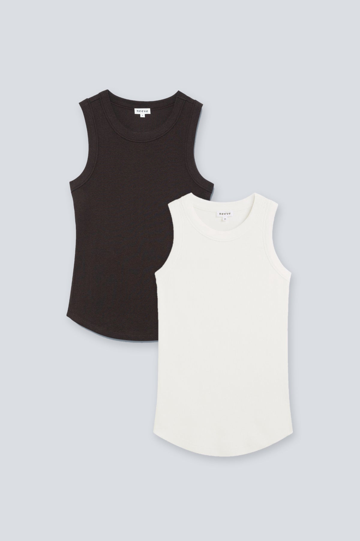 The Rania 2-Pack in Chocolate Melange and Off-White. Ribbed tanks in 95% organic cotton with 5% elastane.