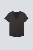 The Stella in Pitch Black. V-Neck, 100% organic cotton, 140 grams. GOTS, made in Portugal. Front view.